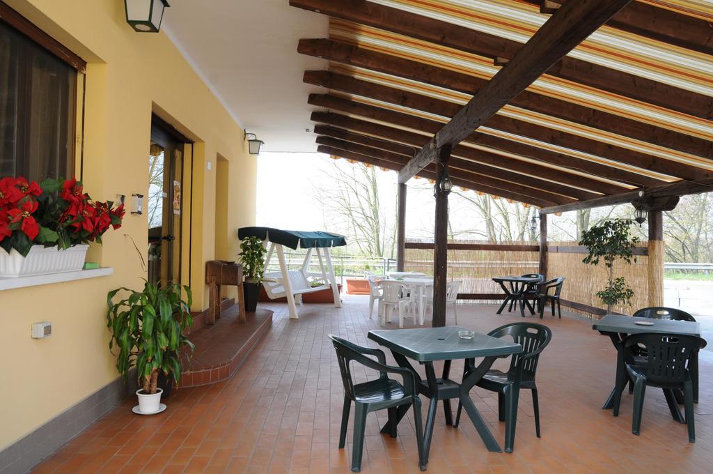 Locanda Al Cavaliere Bed & Breakfast Molinella Exterior photo